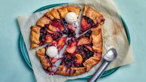 0821-Blueberry-and-Peach-Graham-Galette.jpg